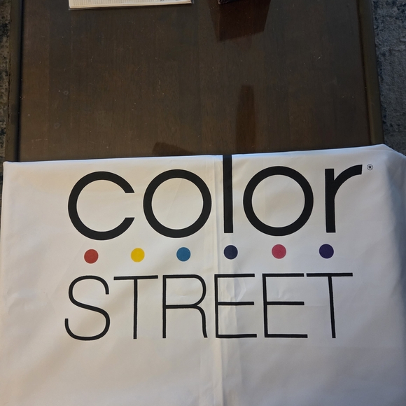Color Street Logo Table Cover - Picture 1 of 2